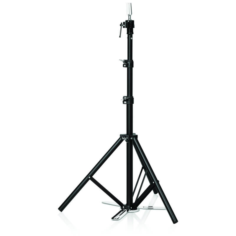 Pé de metal para cabeça de treino.