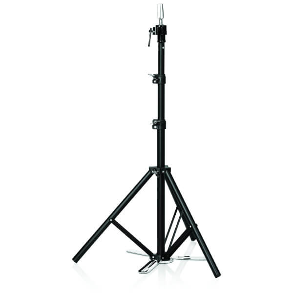 Pé de metal para cabeça de treino.
