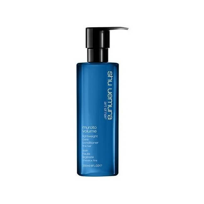 Trio Muroto Volume Shu Uemura

This text appears to be a product name or description. It does not have a direct translation but 