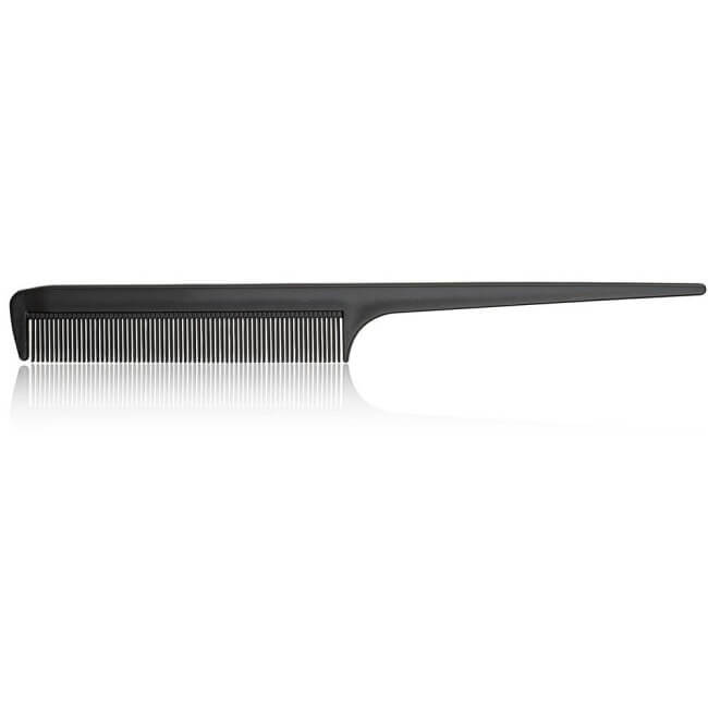 Conjunto de 10 pentes pretos para barba e cabelo.