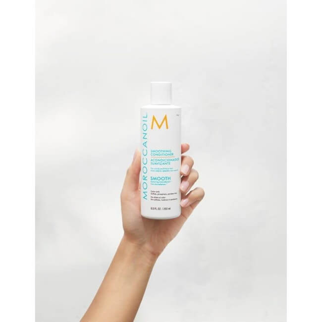 Acondicionador disciplinante Smooth Moroccanoil 250ML