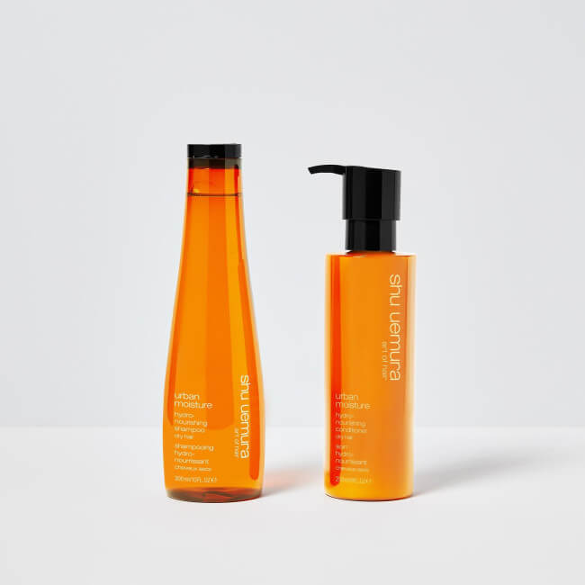 Ritueel shampoo + conditioner Urban Moisture van Shu Uemura.