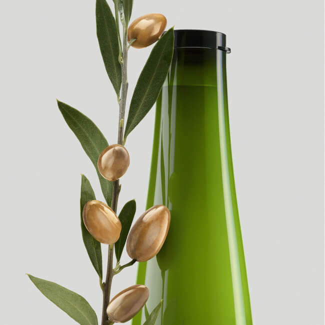 Ritual de champô + condicionador Silk Bloom da Shu Uemura