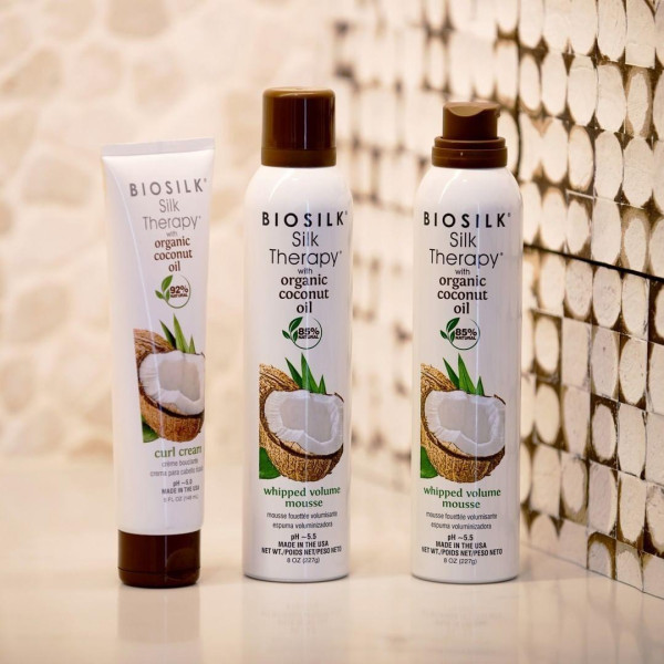 Silk Therapy Coconut Oil Biosilk Curl Cream 148ML Silk Therapy Coconut Oil Biosilk Curl Cream 148ML