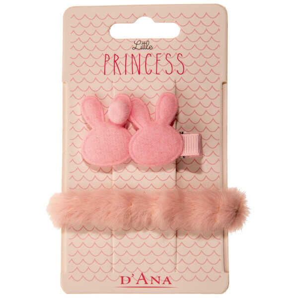 Chouchou en roze haarspeldjes met een groene stervormige ster. Chouchou en roze haarspeldjes met een groene stervormige ster.