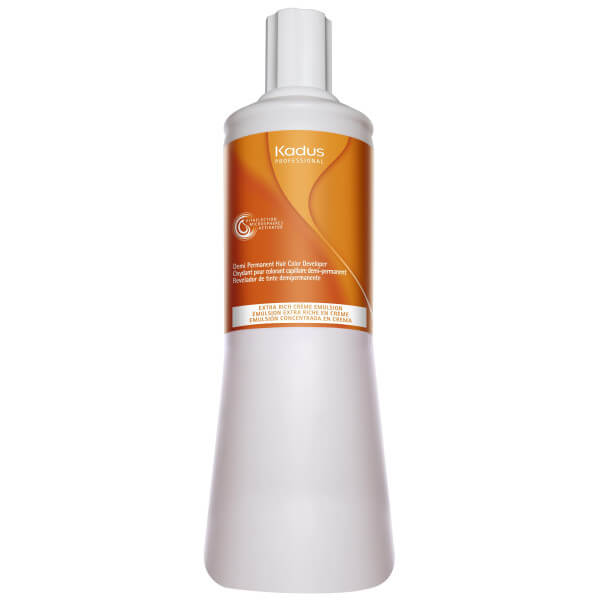 Oxydant semi 1,9% Kadus 1L

Translated to Dutch:
Oxydant semi 1,9% Kadus 1L