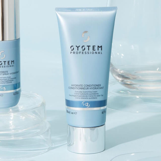 Conditioner H2 System Professional Hydrate 200ml

Conditioner H2 System Professional Hydrate 200ml