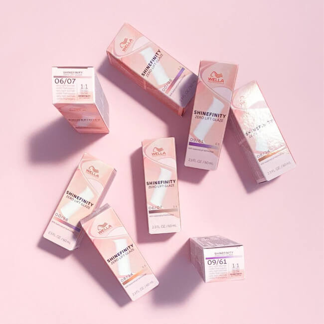 Kleuring gloss Shinefinity 08/38 honing latte Wella 60ML