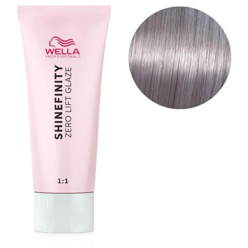 Coloración gloss Shinefinity 07/81 soky opal Wella 60ML

Se trata de un producto de coloración de brillo Gloss Shinefinity 07/81