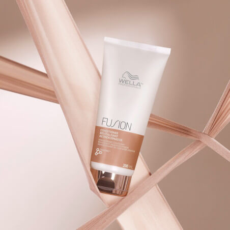 Condicionador Fusão Reparação Intensa Wella Care 200ML