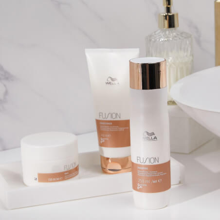 Máscara de Reparação Intensa Fusion Wella Care 30ML