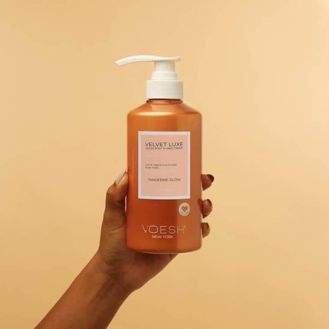 Hand- en lichaamscrème Mandarijn Velvet Luxe 500 ML van VOESH