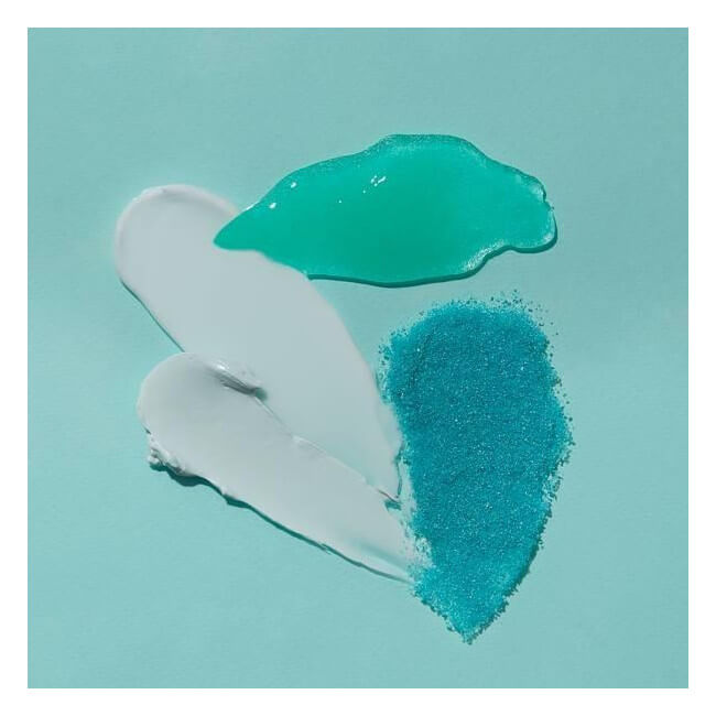 Cuidados com os pés em 4 etapas com a Ocean Refresh Pedi in Box da VOESH.