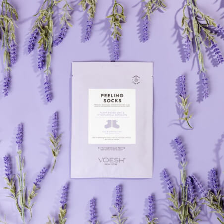 Meias esfoliantes de lavanda Peeling VOESH.