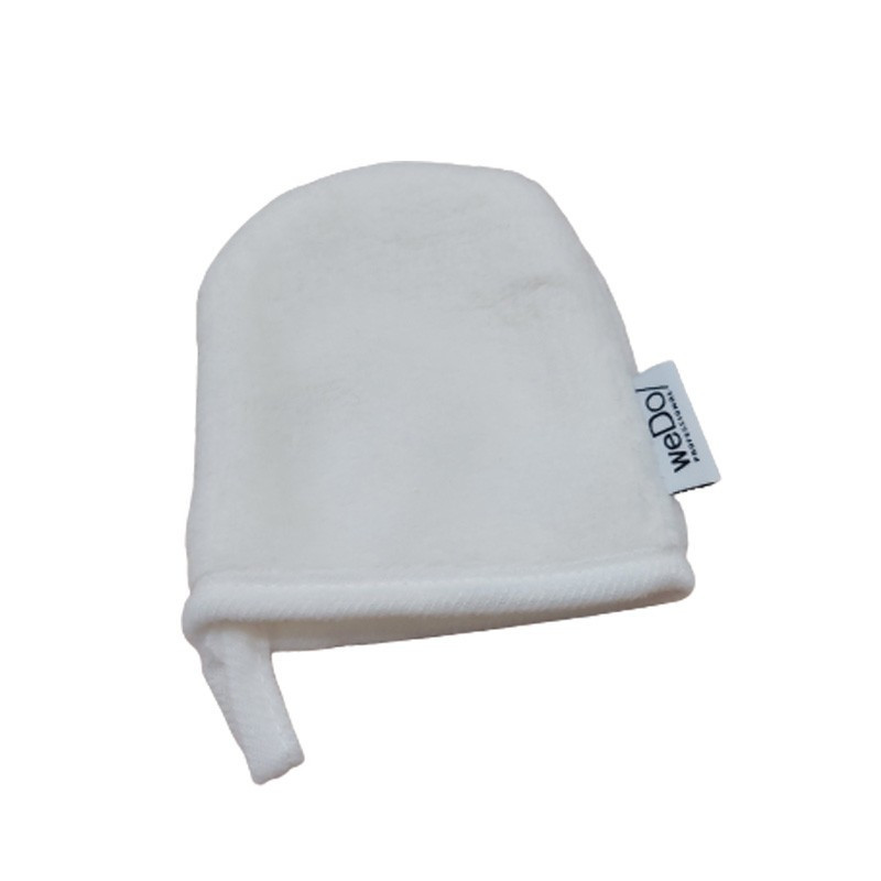 GIFT: WeDo Makeup Removal Glove