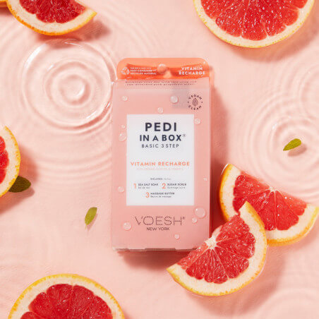 Cuidado dos pés em 3 etapas com Vitamina C Pedi in Box da VOESH.