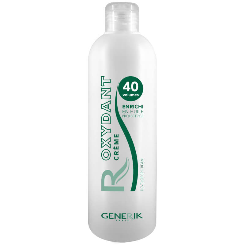 Oxidante 30V com óleo Generik 300ML