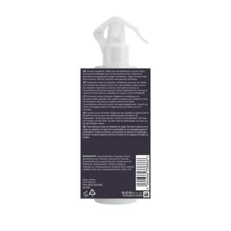 Voorbehandeling met Invigo Service Wella 185ML voor het kleuren.