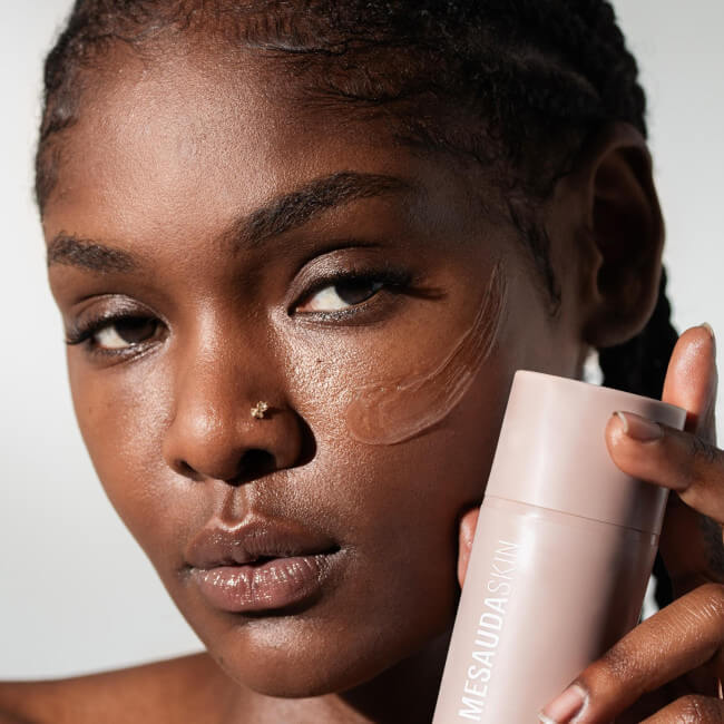 Desmaquilhante em gel Back To Bare da Mesauda, 80ML.