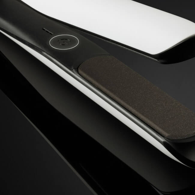 White ghd Chronos straightener pack + free black heat-resistant kit