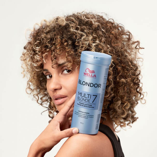 Pó descolorante Blondor Multiblond 7 da Wella, 400g