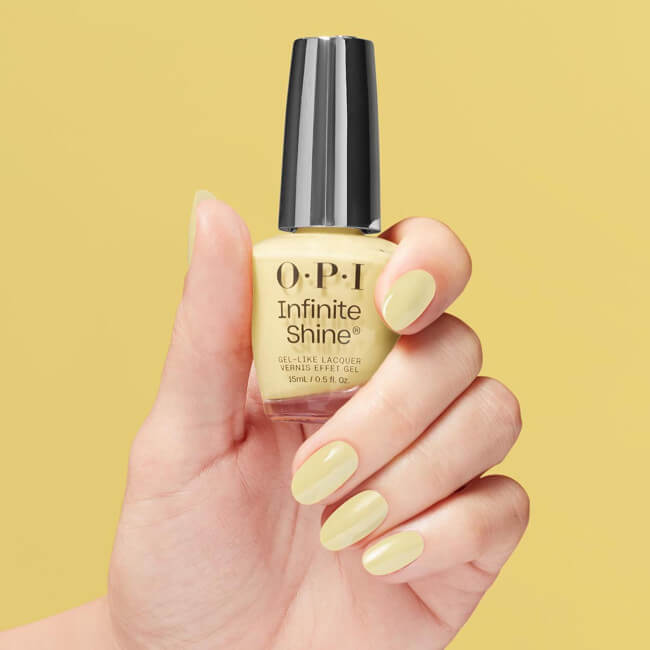 Verniz Infinite Shine Vegan Chic Vegan Bananas OPI 15ml