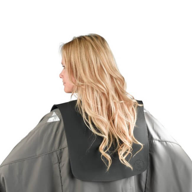 Capa de corte Bob Tuo Stylist Longa Preta PVC 53x45 cm Capa de corte Bob Tuo Stylist Longa Preta PVC 53x45 cm
