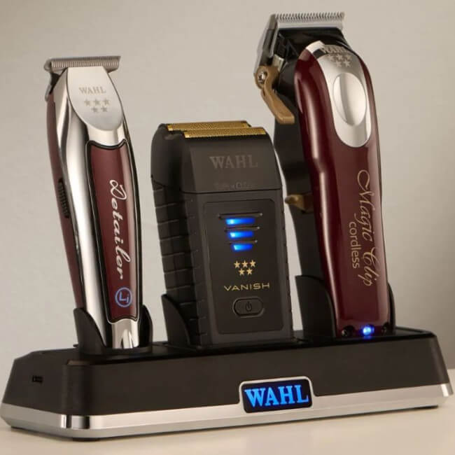 copy of Oplaadstation met 3 slots Power Station Wahl copy of Oplaadstation met 3 slots Power Station Wahl