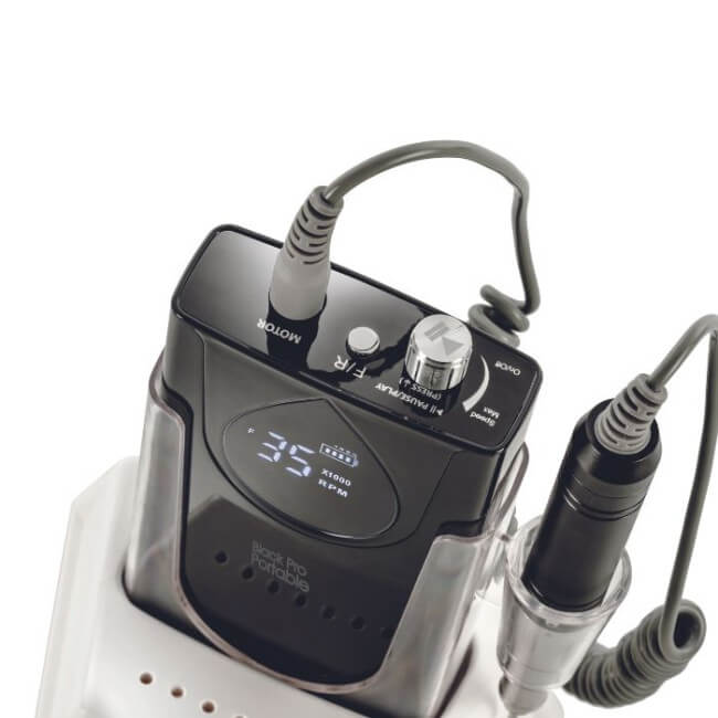 Lixadeira profissional BLACK PRO PORTABLE 35000 recarregável/portátil.
