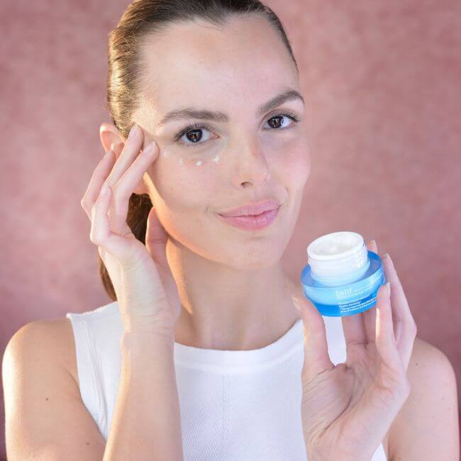 Creme de contorno de olhos Moisturizing Eye Bomb Belif 50ml