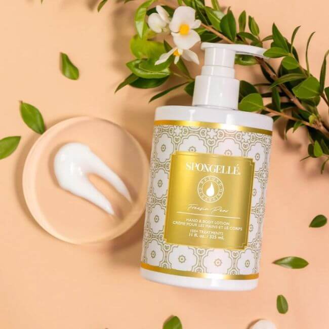 Rijke Bodylotion met Peer en Fresia Spongellé 325 ml