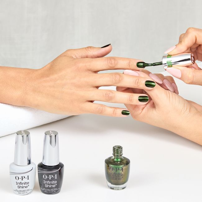 Vernis Infinite Shine Vegan Ozmopolitan Wicked OPI 15ml