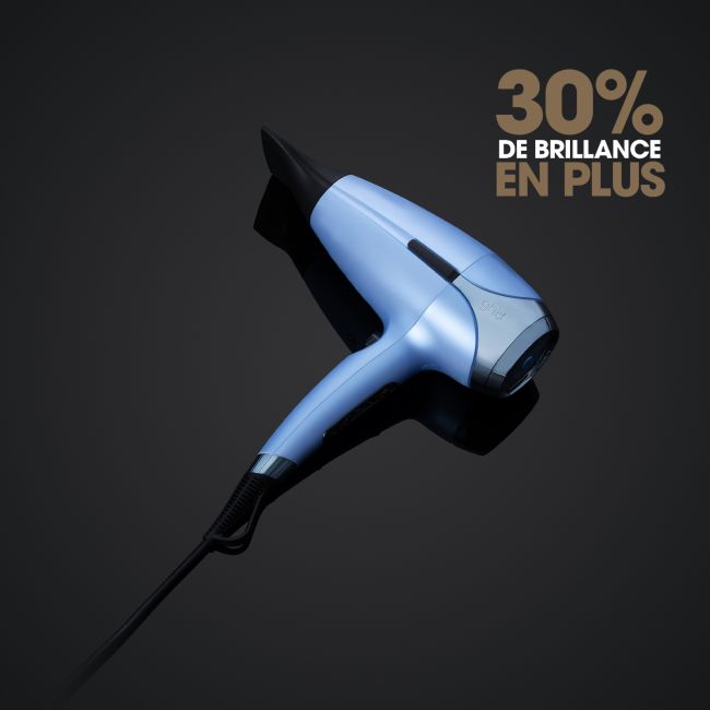 Set met ghd Chronos stijltang en ghd Helios haardroger uit de ghd Iced luxe collectie