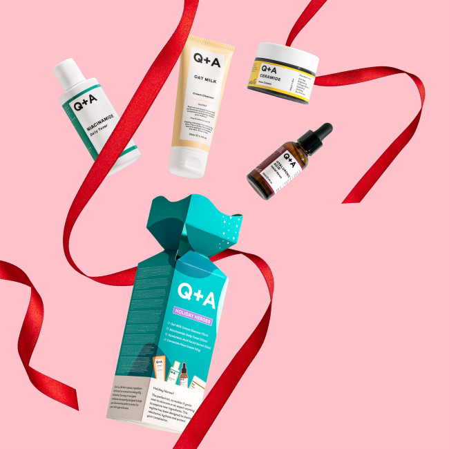 Conjunto de 4 produtos Holiday Heroes Q+A