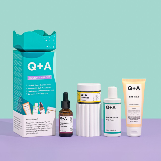 Conjunto de 4 produtos Holiday Heroes Q+A