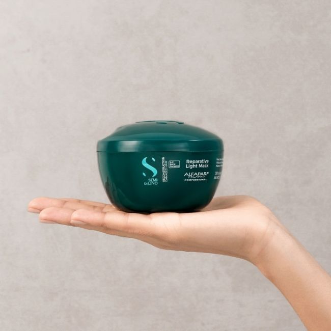 Máscara reestruturante para cabelos finos Reconstrução Semi Di Lino 200ml