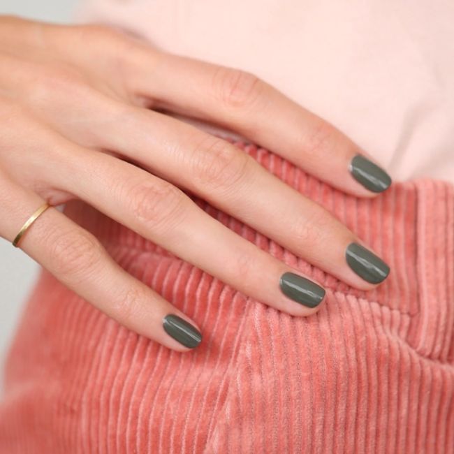 Semi-permanente LED vernis Green Flash Khaki Manucurist 15ml
