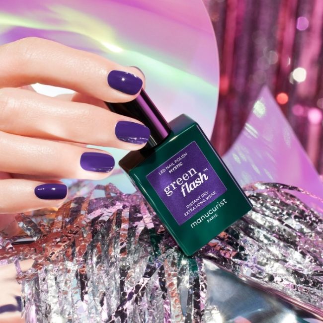 LED Semi-Permanent Nail Polish Green Flash Mystic Manucurist 15ml