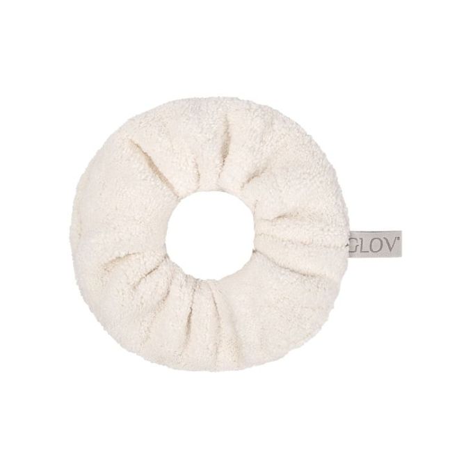 Ivory Glov pore-special facial makeup remover.