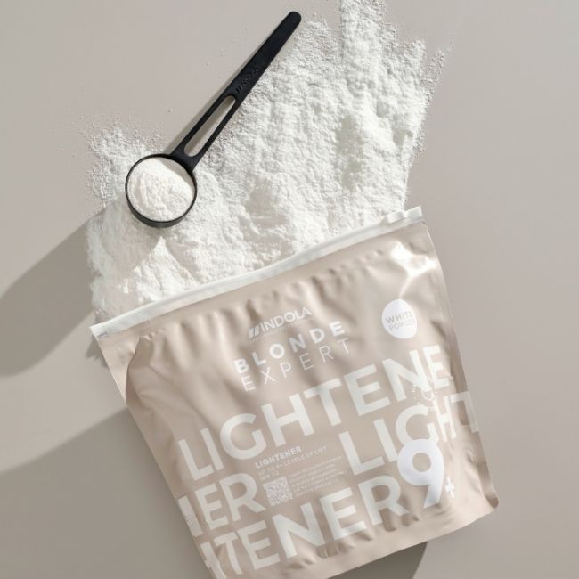 Poudre Décolorante Blanche Blonde Expert Indola 450G
