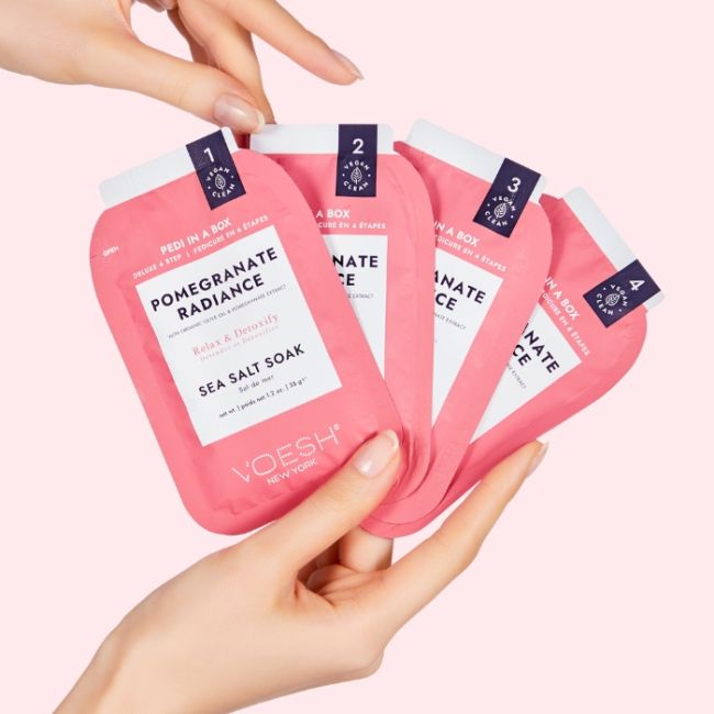 Soin des pieds 4 étapes Pedi in a box Deluxe Pomegranate Radiance Voesh