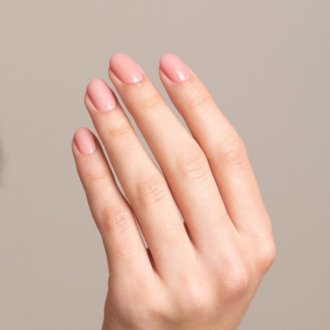 Vernis semi permanent professionnel Gelegant Expert Line 104 Baby Doll MNP 8ml
