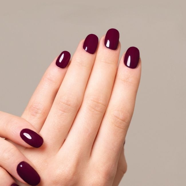 Professioneller Semi-Permanent-Lack Gelegant Expert Line 615 Rouge Noir MNP 8ml