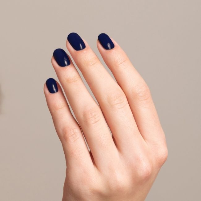 Vernis semi permanent professionnel Gelegant Expert Line 715 Midnight MNP 8ml