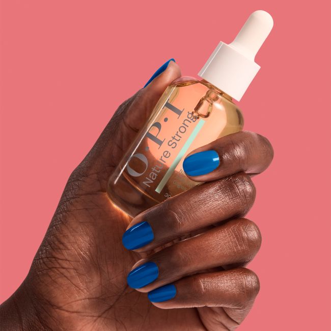 Huile Eclat Ongles et Cuticules Nature Strong OPI 30ml