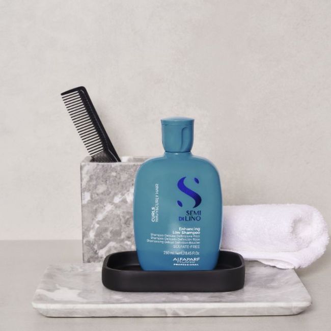 Shampooing doux définition boucles Curls Semi Di Lino 250ML