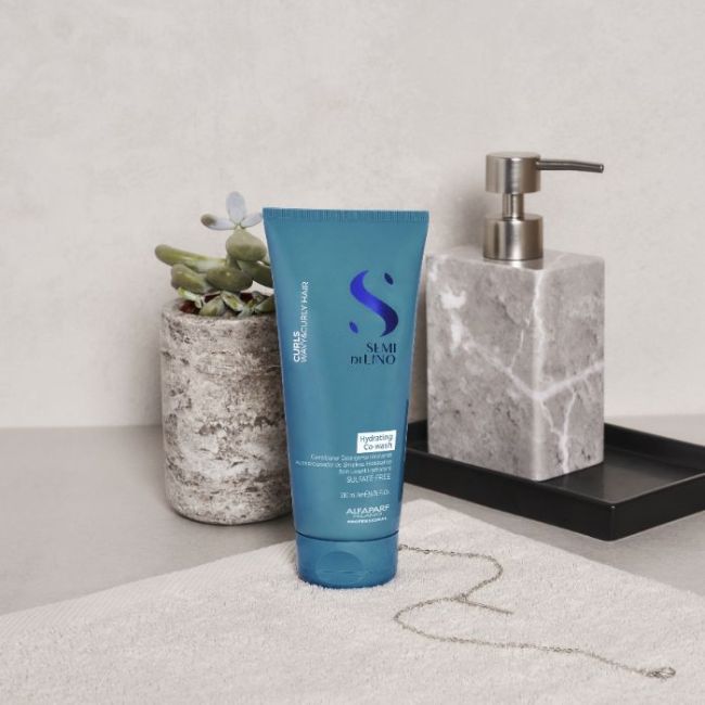 Soin lavant hydratant boucles Curls Semi Di Lino 200ML