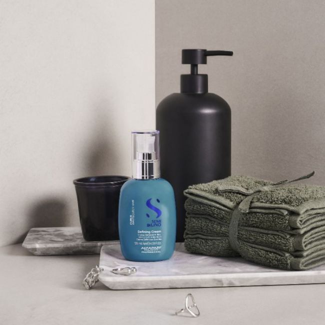 Crème de définition boucles Curls Semi Di Lino 125ML
