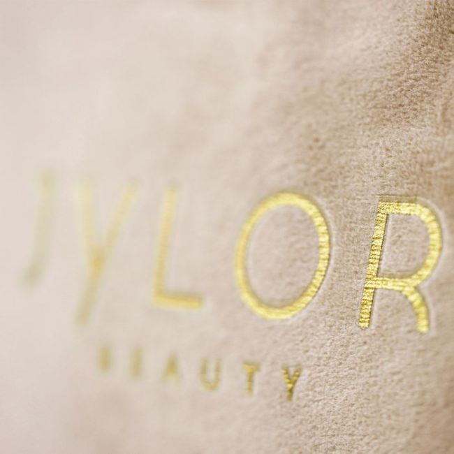 Trousse de toilette velours nude
