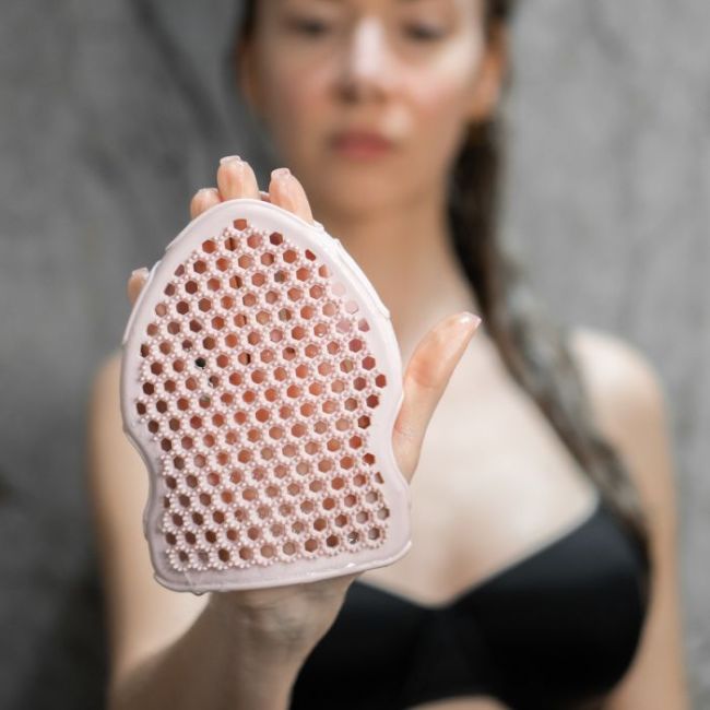 Gant silicone exfoliant moussant et raffermissant Bubblemate Glov